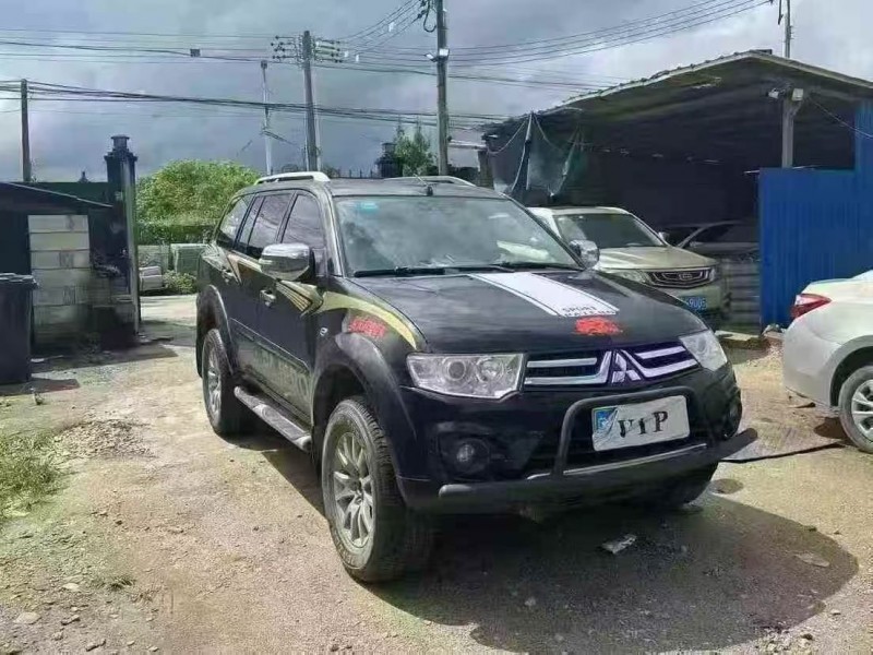 16年珠海三菱帕杰罗·劲畅