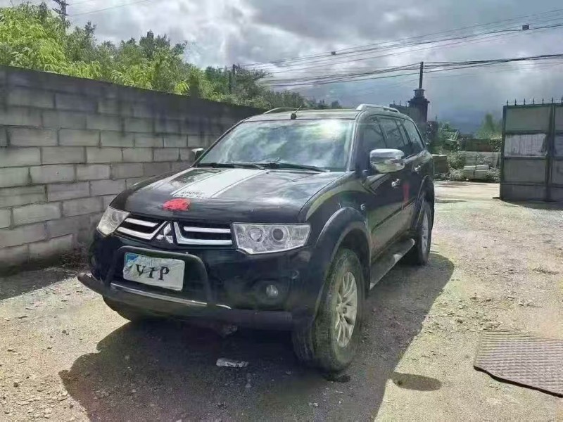 16年珠海三菱帕杰罗·劲畅