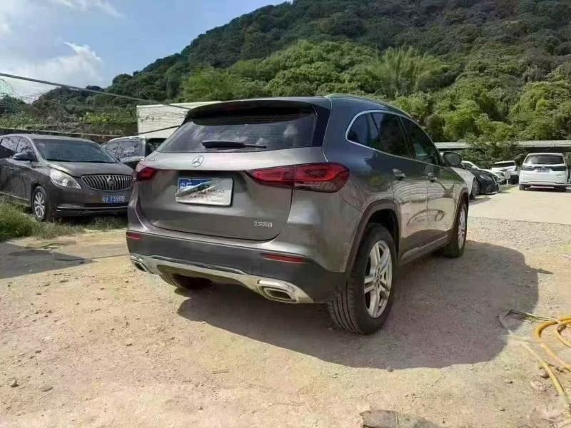 22年深圳奔驰GLA