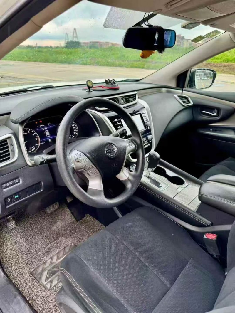 18年深圳日产楼兰