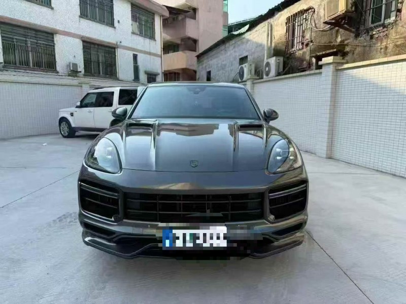 18年珠海保时捷卡宴