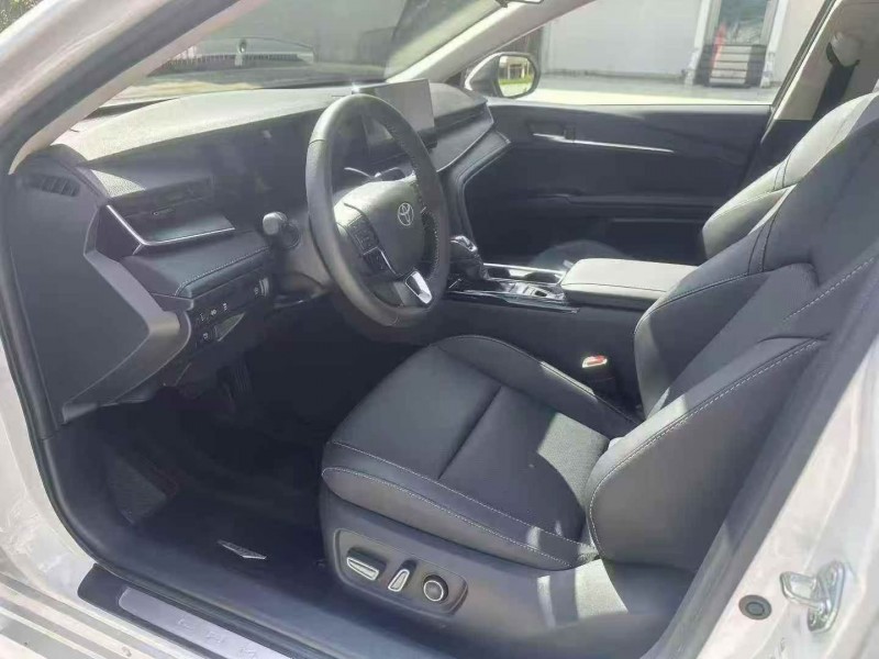 25年深圳丰田凯美瑞