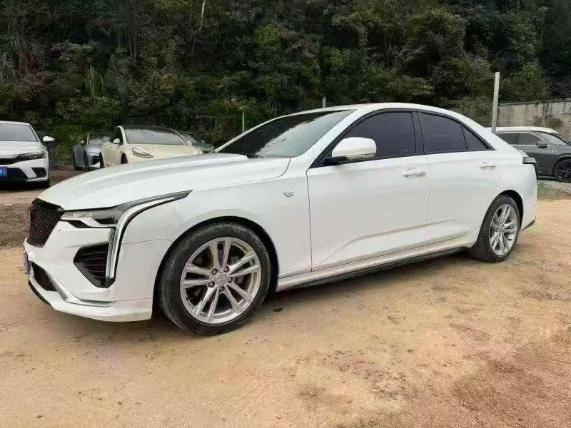 22年宜昌凯迪拉克CT4