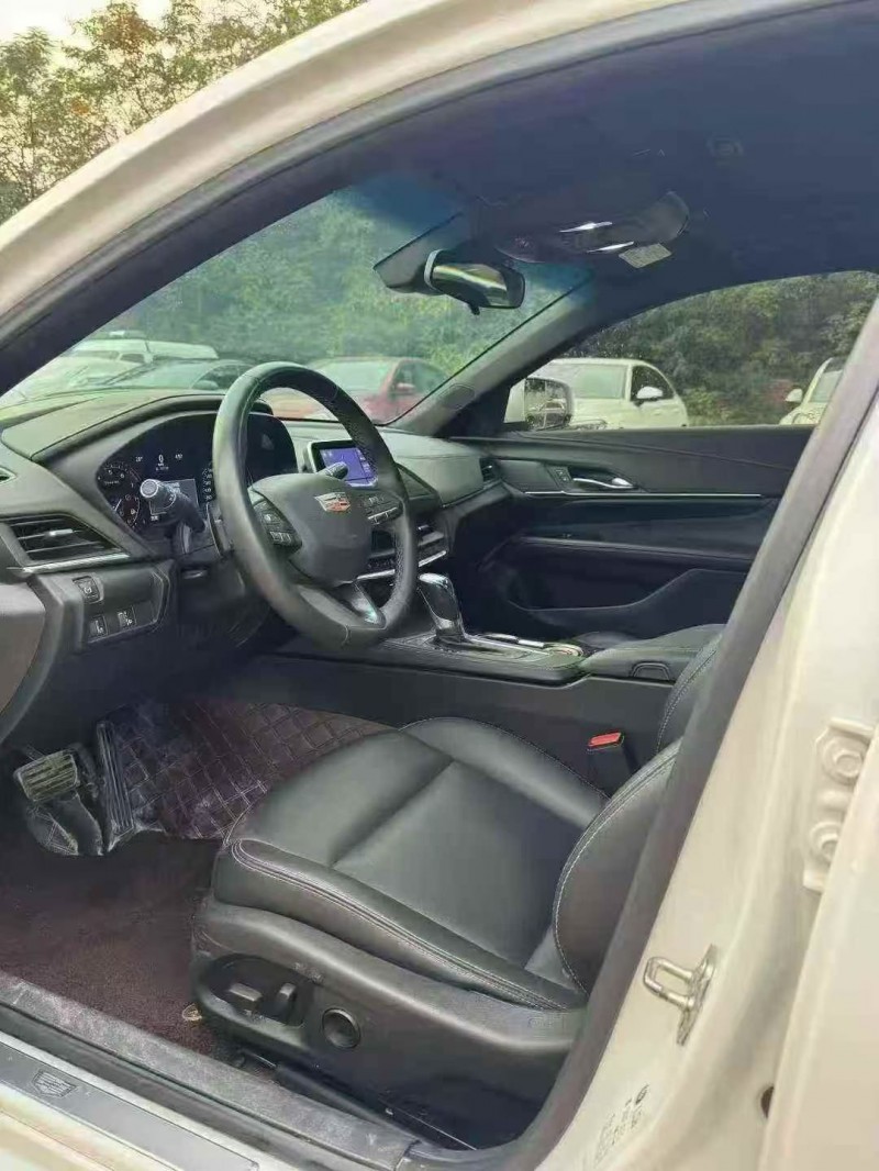 22年宜昌凯迪拉克CT4