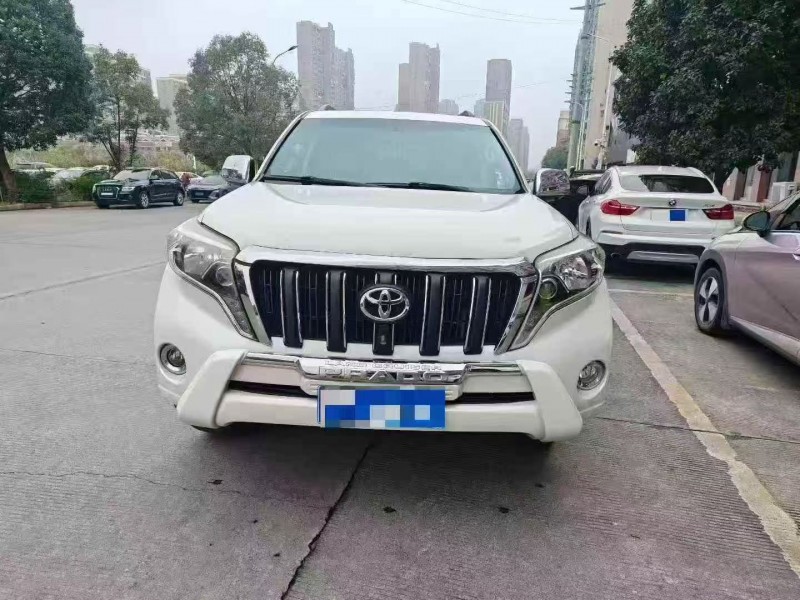 15年衡阳丰田普拉多