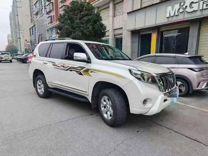 15年衡阳丰田普拉多