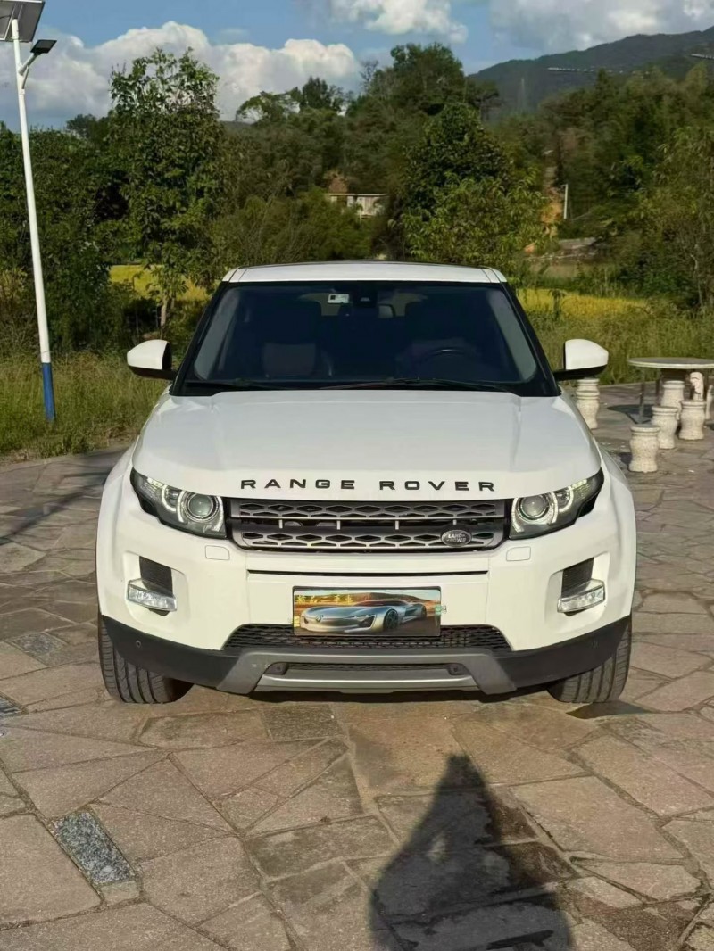 16年厦门路虎揽胜极光