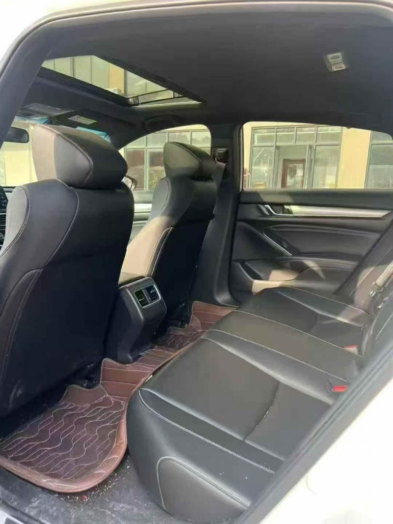 22年深圳本田英诗派