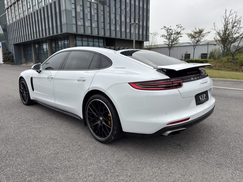 18年盐城保时捷帕拉梅拉