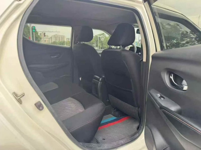 19年深圳日产蓝鸟