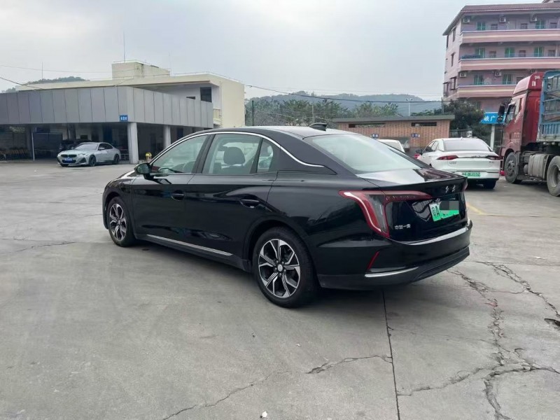 24年珠海红旗E-QM5