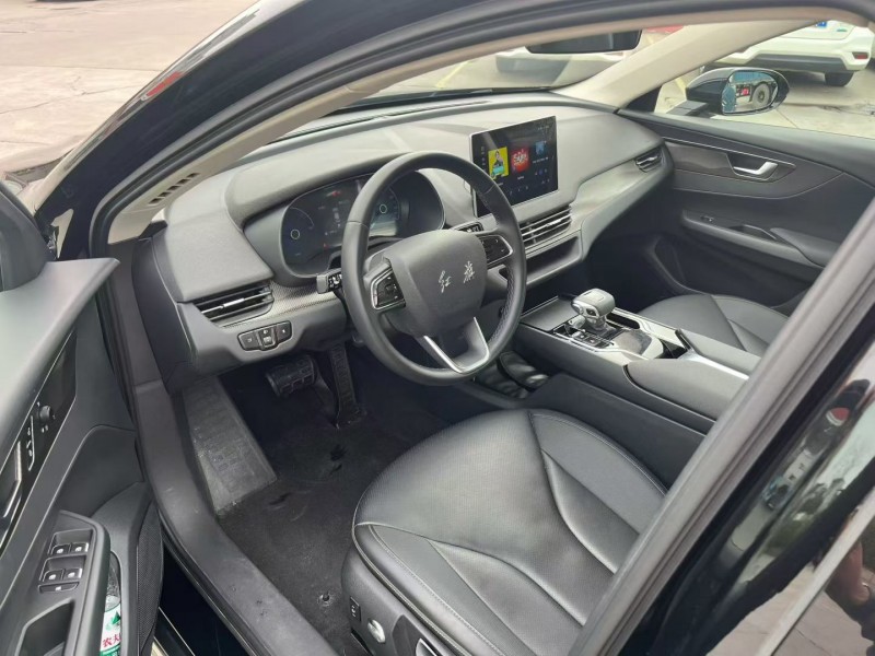 24年珠海红旗E-QM5