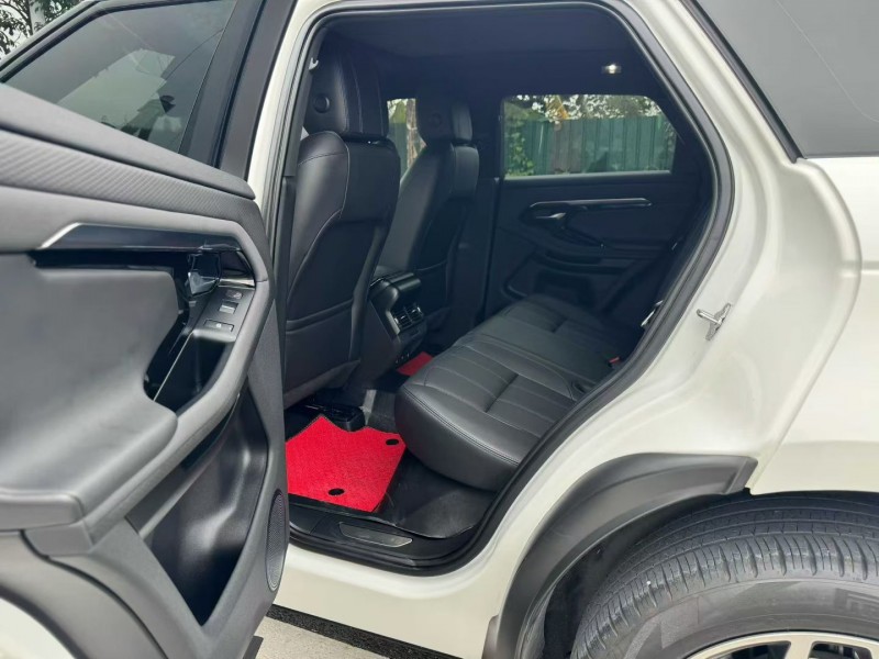 21年韶关路虎揽胜极光