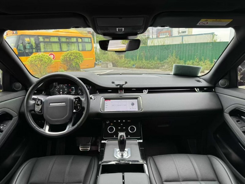 21年韶关路虎揽胜极光