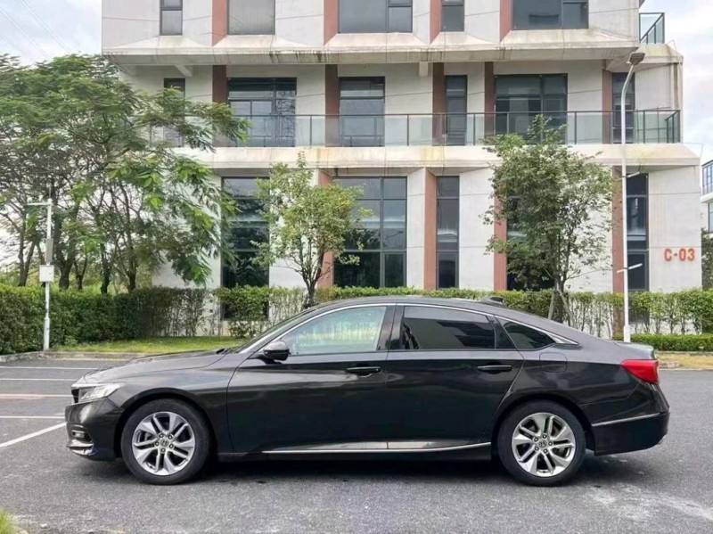 18年广州本田雅阁