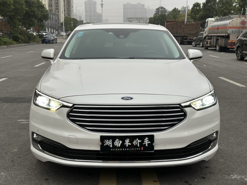 20年岳阳福特金牛座