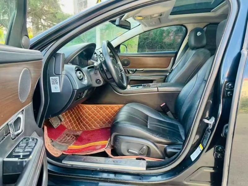 15年烟台捷豹XJL