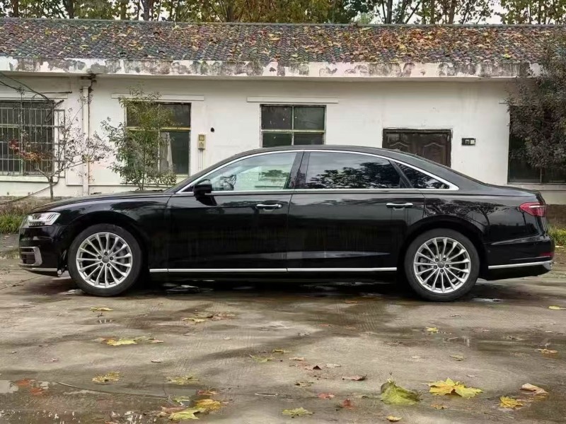 19年安阳奥迪A8L