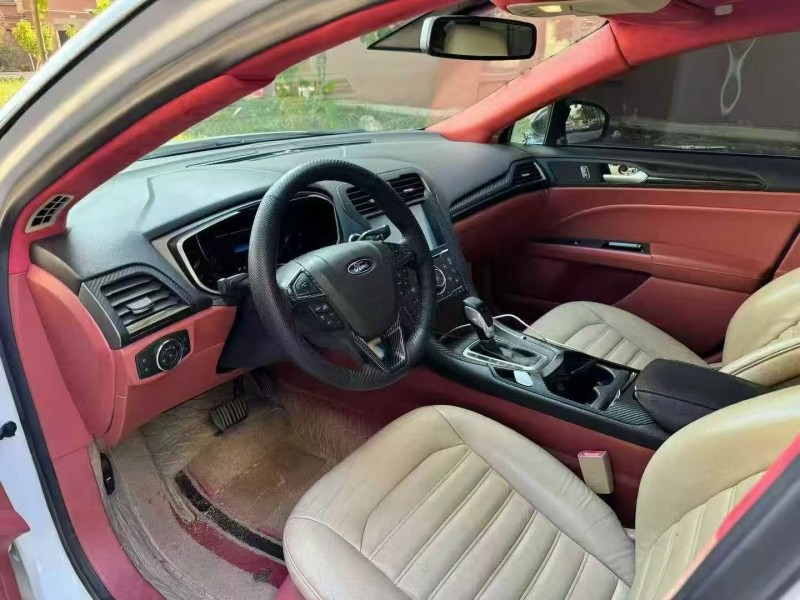 15年东营福特蒙迪欧