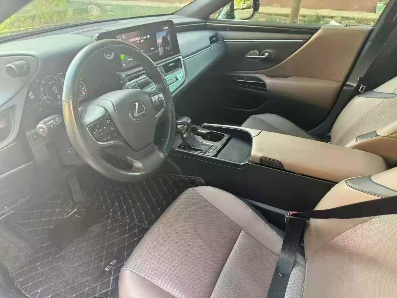 22年淄博雷克萨斯ES