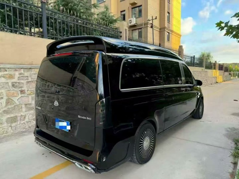 17年潍坊奔驰威霆