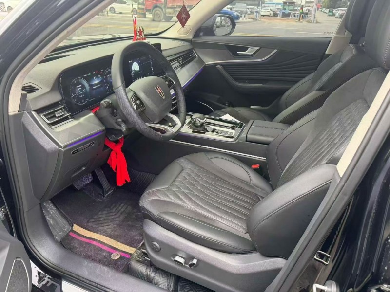 23年襄樊红旗HS5