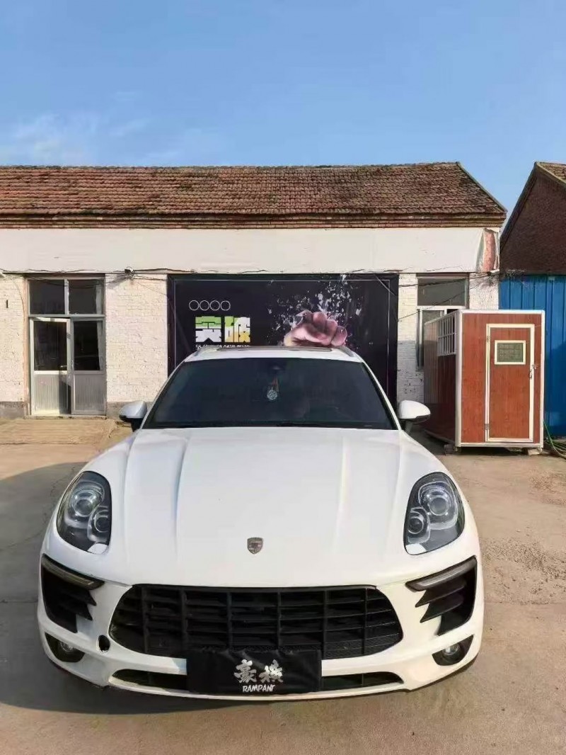 17年荷泽保时捷Macan