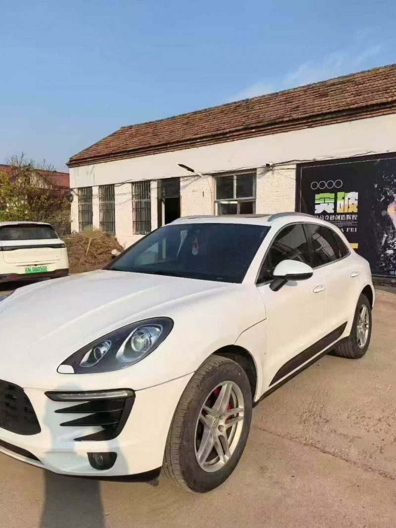 17年荷泽保时捷Macan