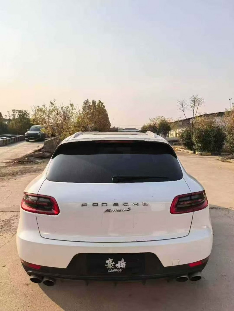 17年荷泽保时捷Macan