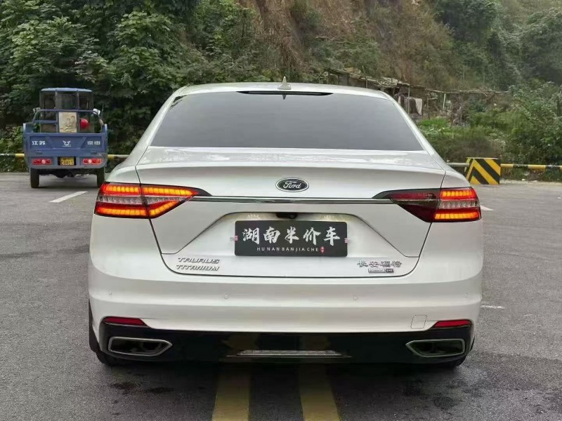 20年徐州福特金牛座