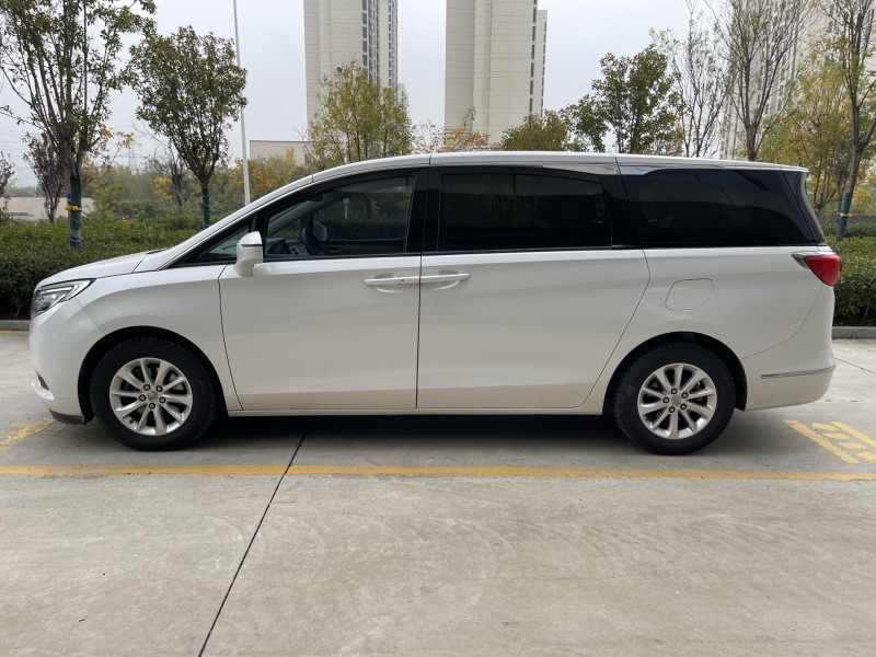 20年济宁别克GL8