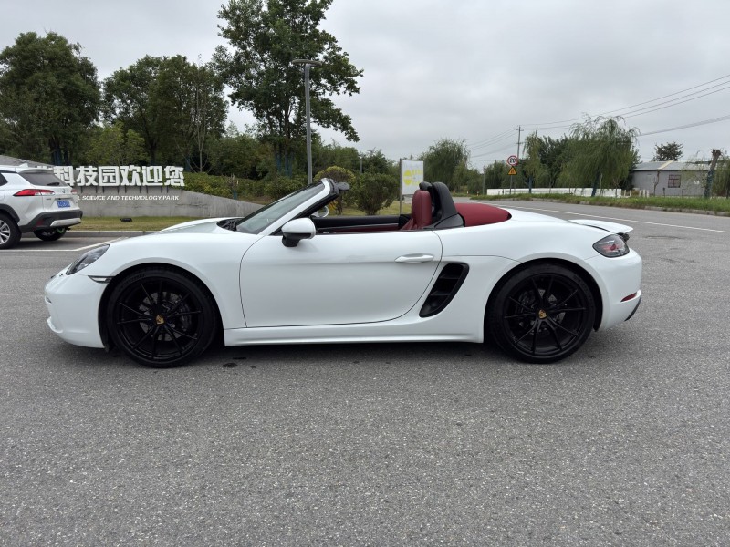 23年盐城保时捷718