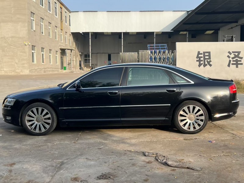 12年徐州奥迪A8