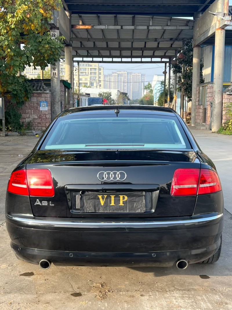 12年徐州奥迪A8