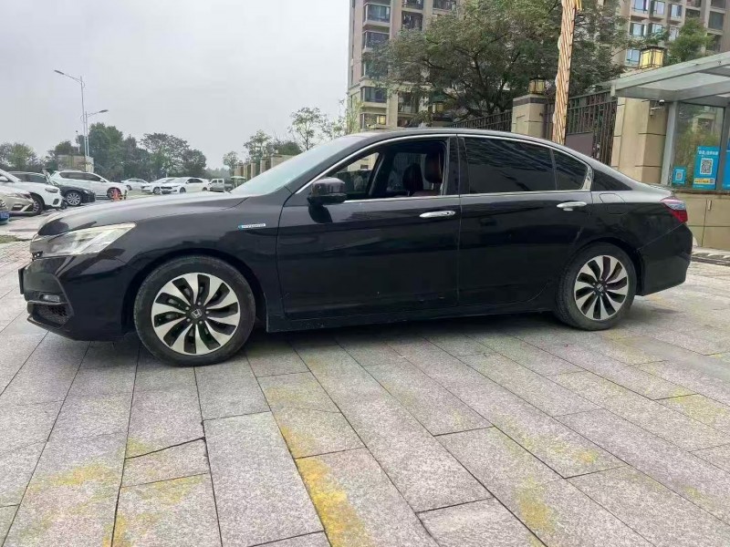 17年九江本田雅阁