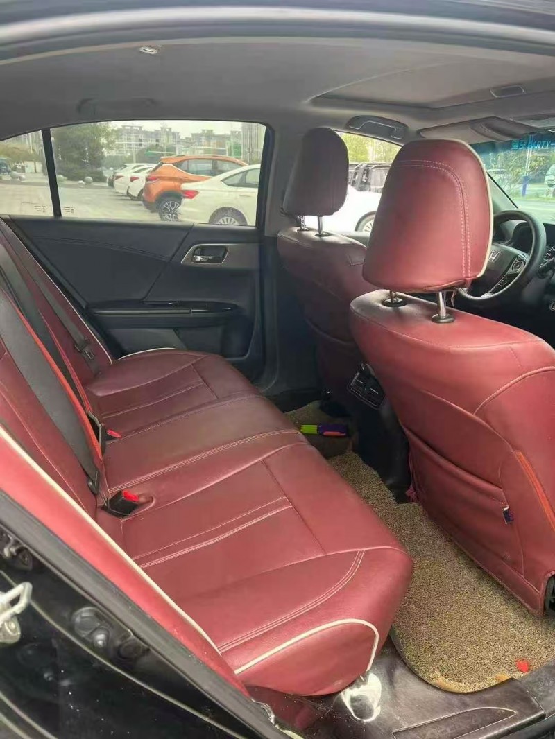 17年九江本田雅阁