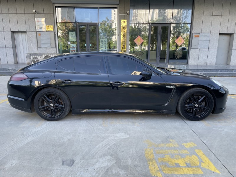 11年济宁保时捷帕拉梅拉