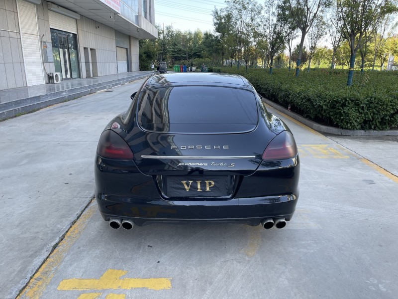 11年济宁保时捷帕拉梅拉