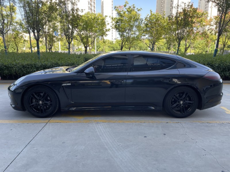 11年济宁保时捷帕拉梅拉