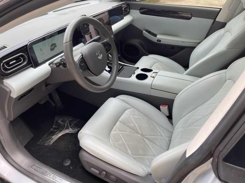 24年济宁零跑汽车C01