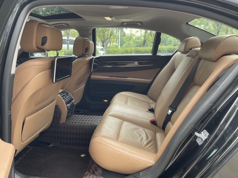 15年济宁宝马7系