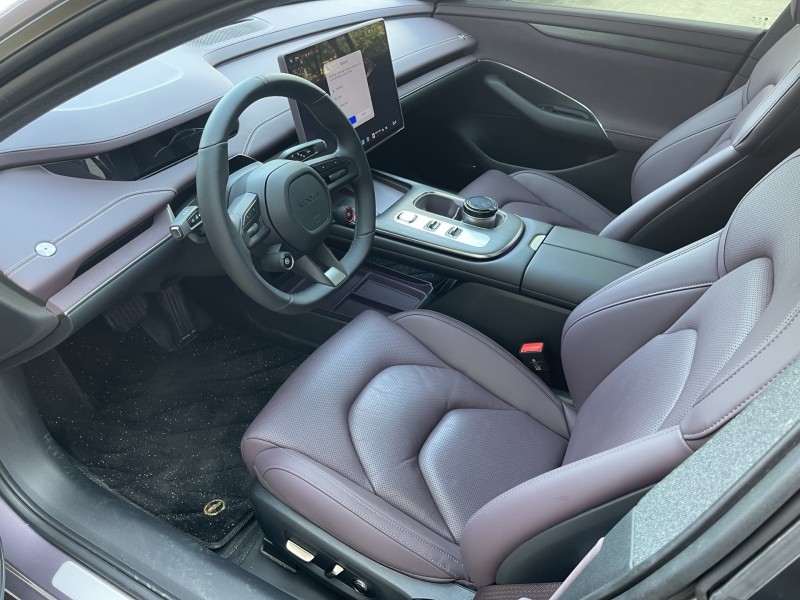 25年济宁小米SU7