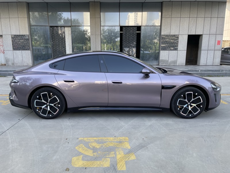 25年济宁小米SU7