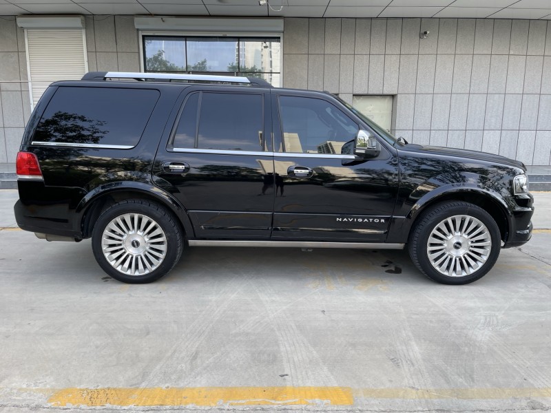 18年济宁林肯领航员