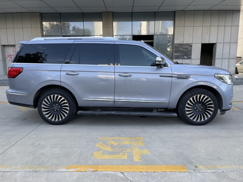 22年济宁林肯领航员