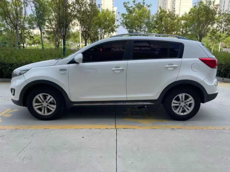 16年济宁起亚智跑