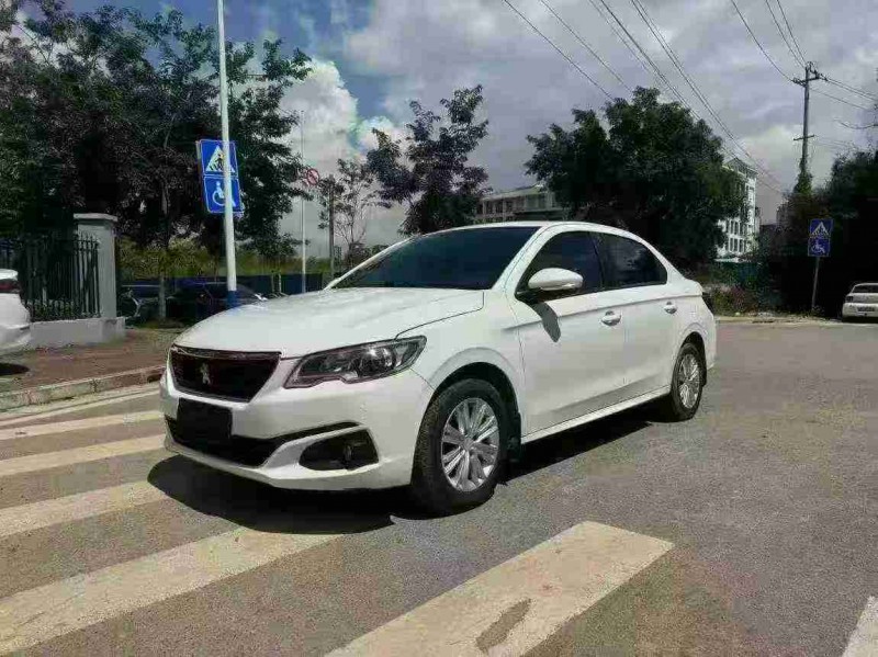 18年南宁标致301