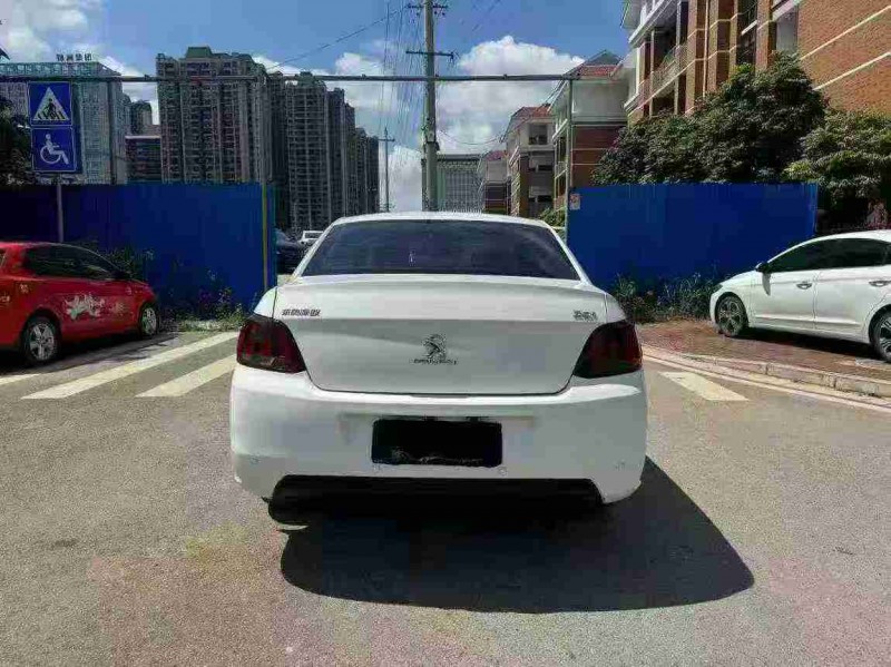 18年南宁标致301