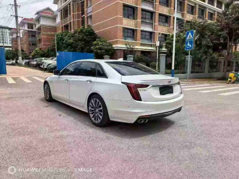 22年南宁凯迪拉克CT6