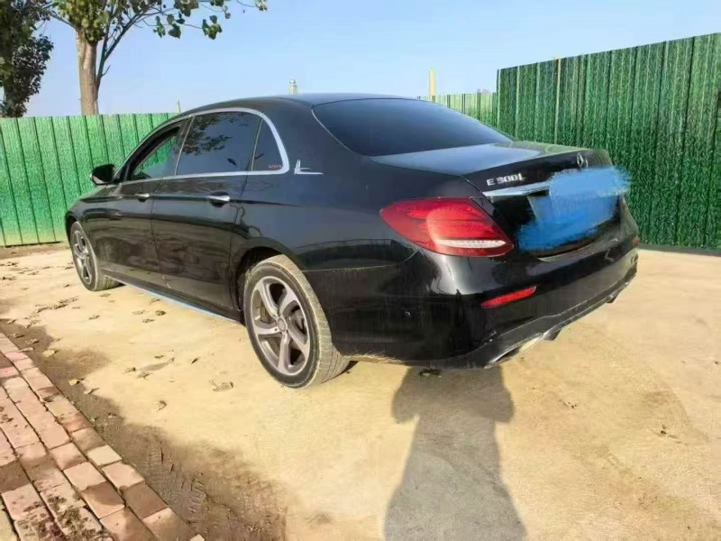 17年天津市奔驰E